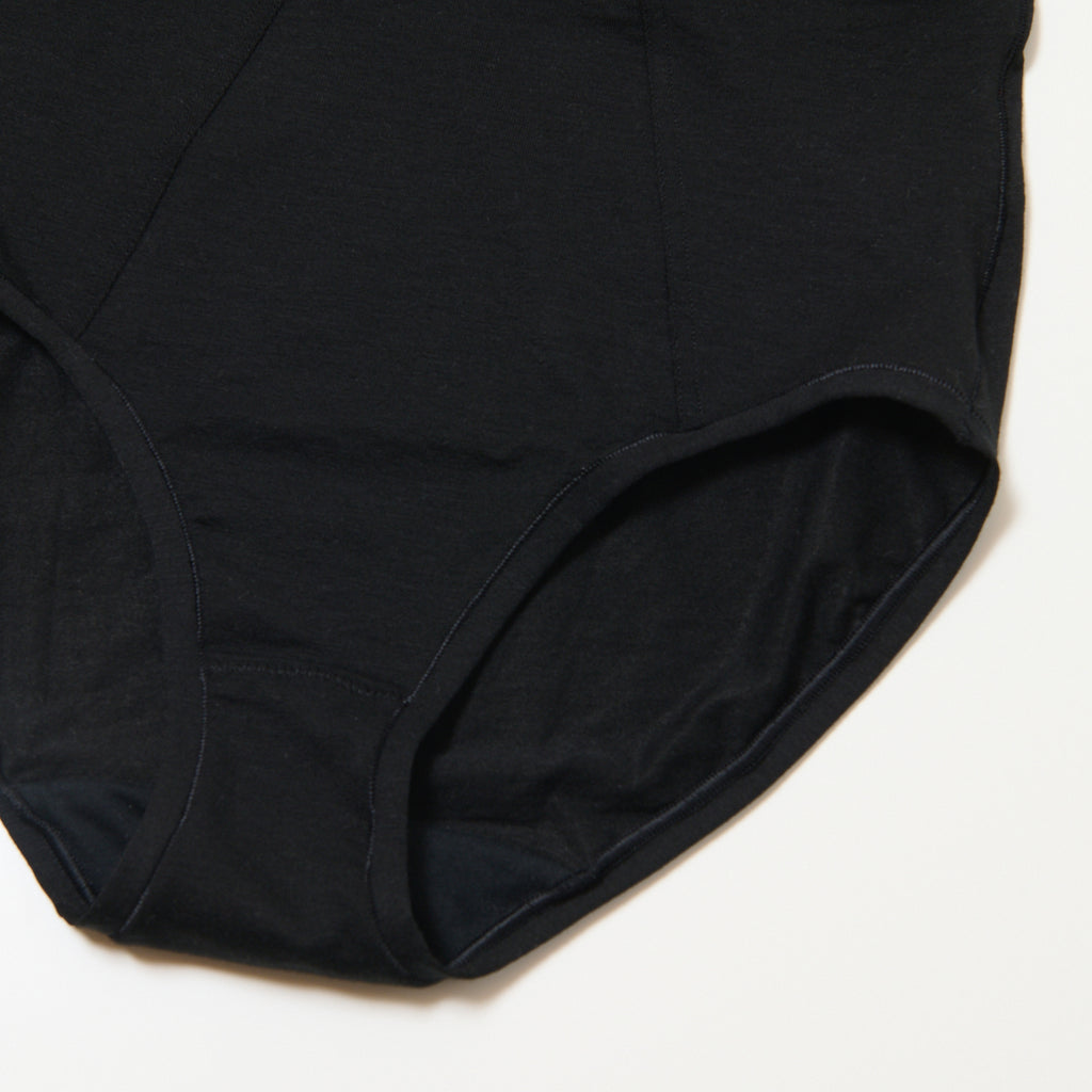 Colour Shorts / NEW BLACK – SHISHIKUI
