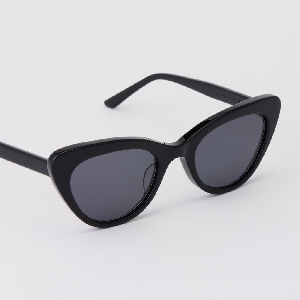 FOX / BLACK – SHISHIKUI