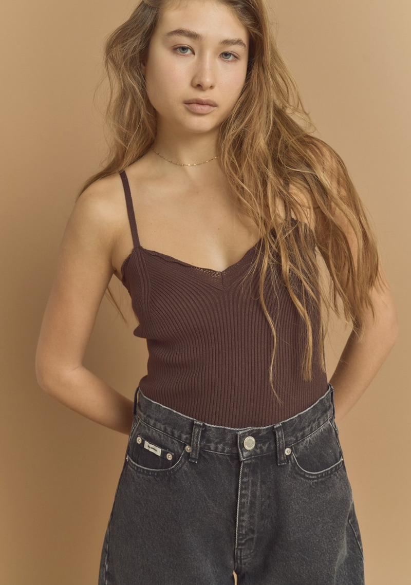 FRILLS TOP / D.BROWN