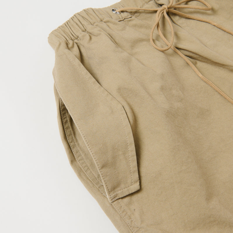 PARACHUTE PANTS / BEIGE