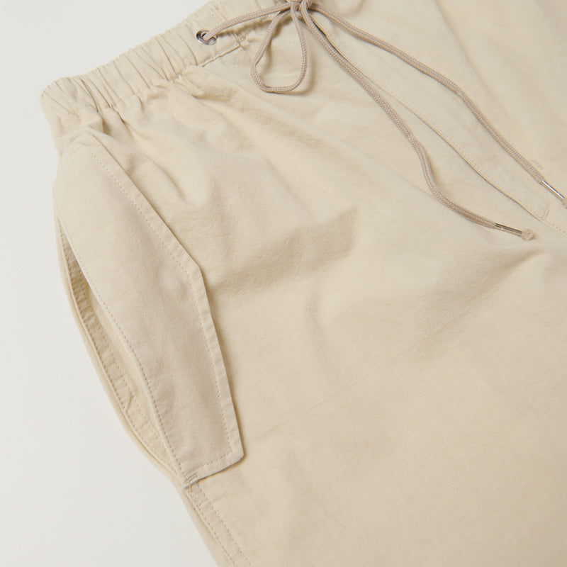 PARACHUTE PANTS / CREAM