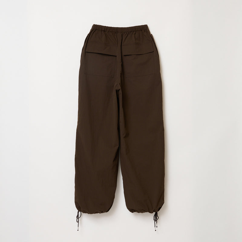 PARACHUTE PANTS / D BROWN