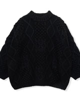 FORM / BLACK
