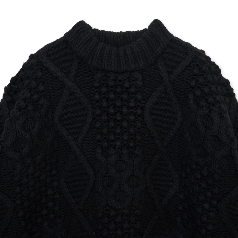 FORM / BLACK