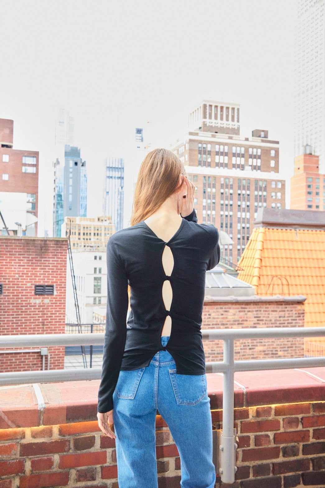 Twist / WHITE – SHISHIKUI